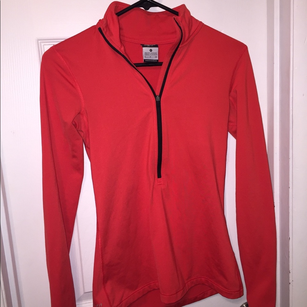 NIKE PRO Quarter Zip